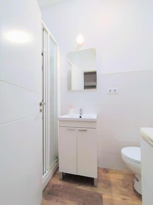 Vh75 Piso Patio Chamberi Wifi